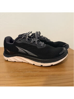 Women’s Altra Rivera 2 Running Sneakers Size 8 Black & Pale Pink
